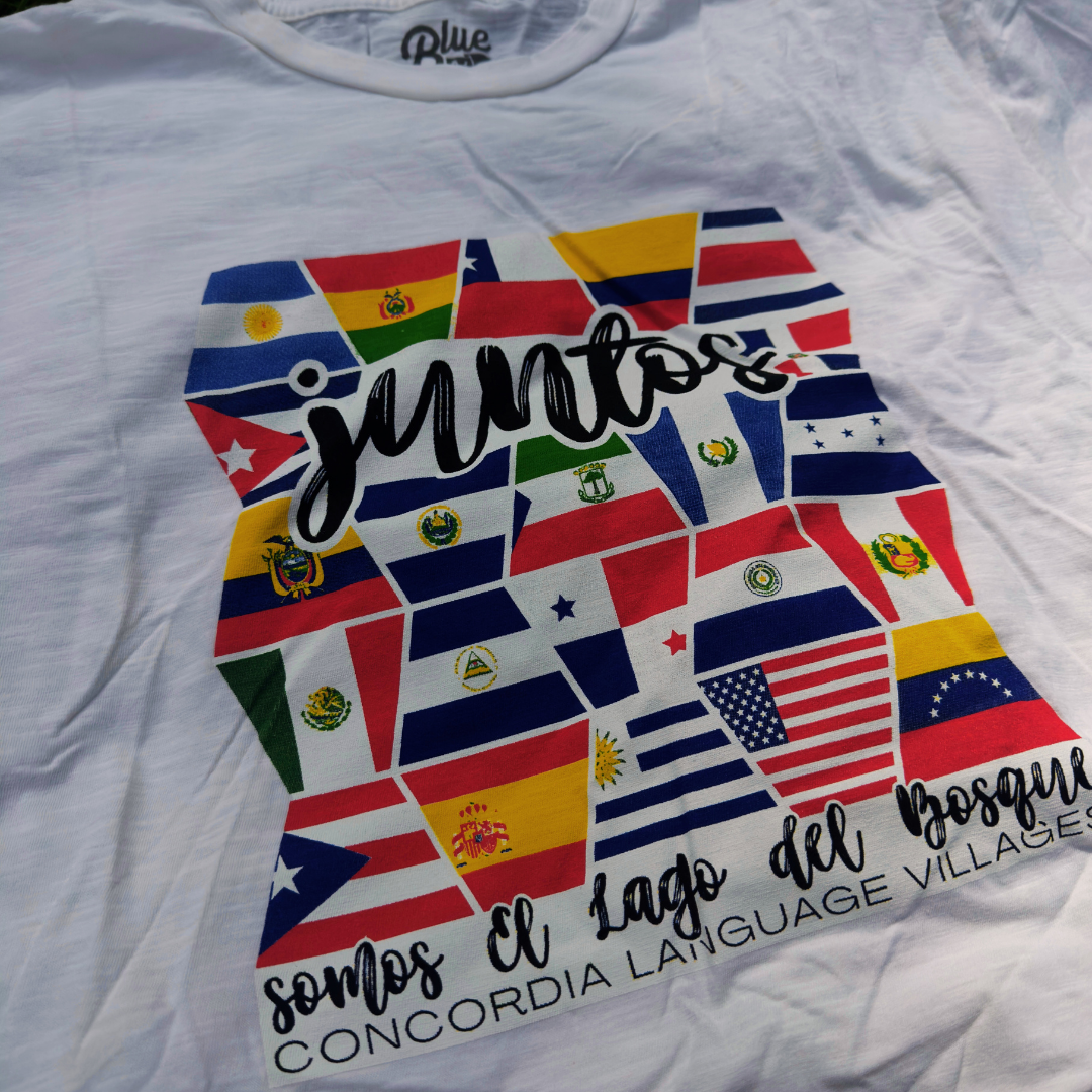 Juntos Somos El Lago del Bosque T-shirt