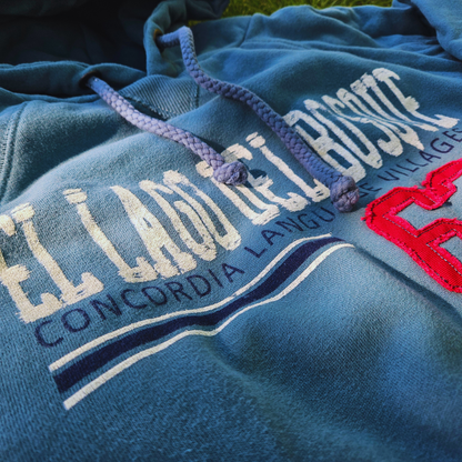El Lago del Bosque Vulpix 63 Hoodie