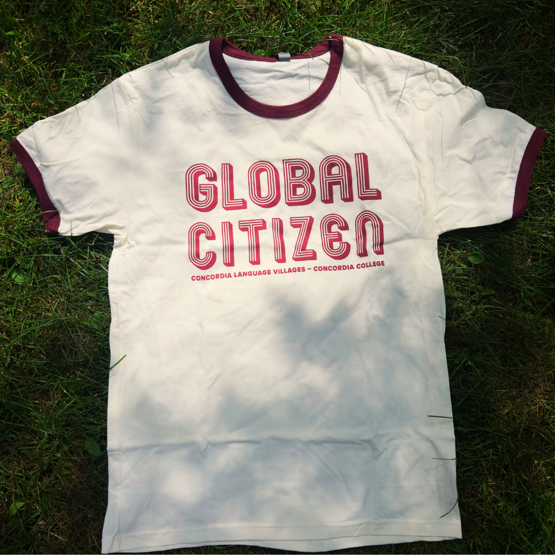 Global Citizen T-shirt : Maroon