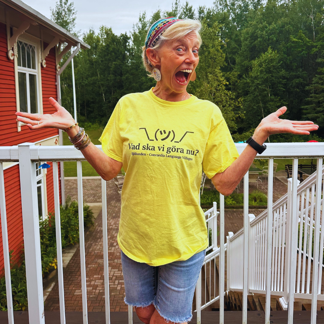 Vad Ska Vi Göra Nu? T-Shirt